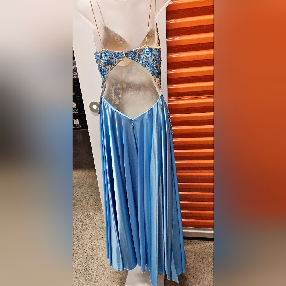 Sherri Hill #52538 Lace Prom Gown, Size 0 BLACK And Size 6 BLUE - Picture 10 of 12